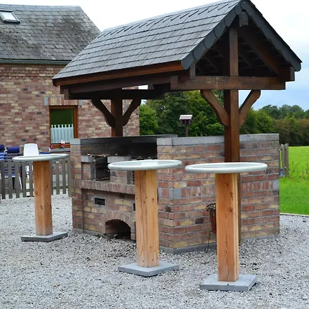 In Cul-des-sarts With Roofed Terrace 別荘 *