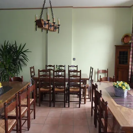 In Cul-des-sarts With Roofed Terrace Holiday home *