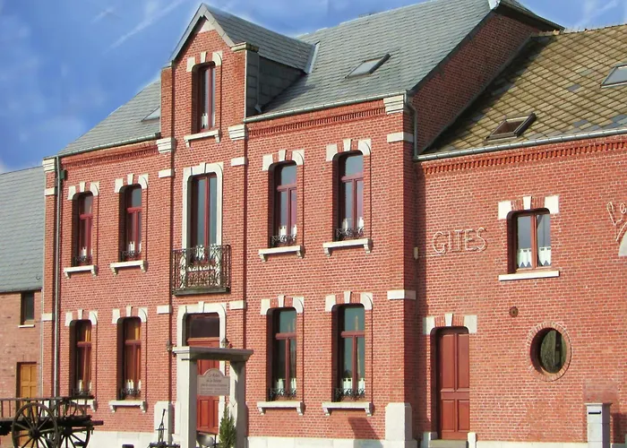 بيت للعطل In Cul-des-sarts With Roofed Terrace *