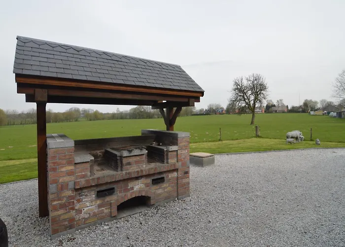 In Cul-des-sarts With Roofed Terrace بيت للعطل *